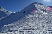 52 In ripida salita ben ramponato per Cima Villa (2050 m) 